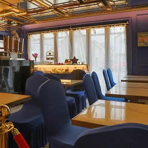 The Salisbury 酒店